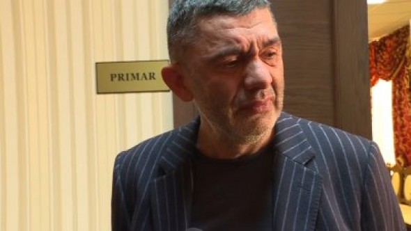 Primarul orașului Hâncești, în lacrimi, după perchezițiile procurorilor: Sunt nevinovat. Suferă familia, suferă mama